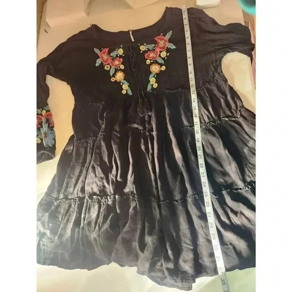 Free People Dress Flowy Black Embroidered Floral Size Medium - Picture 6 of 7